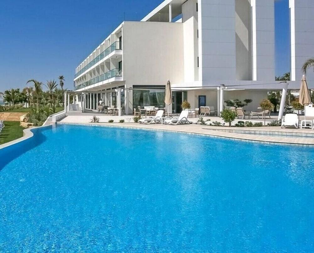 Lebay Beach Hotel Larnaca Exterior foto