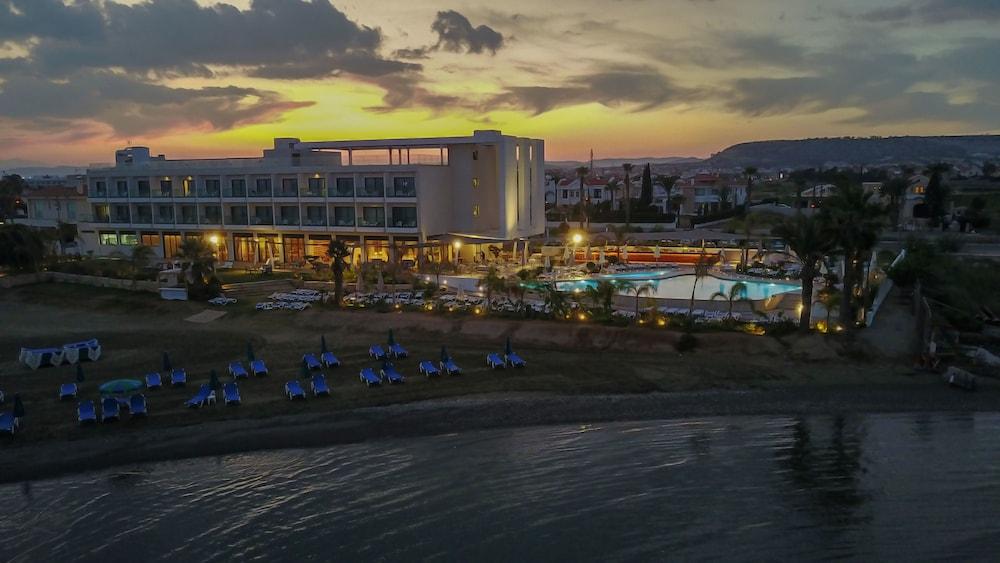 Lebay Beach Hotel Larnaca Exterior foto