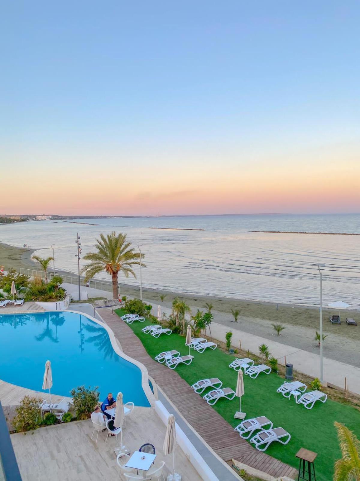 Lebay Beach Hotel Larnaca Exterior foto